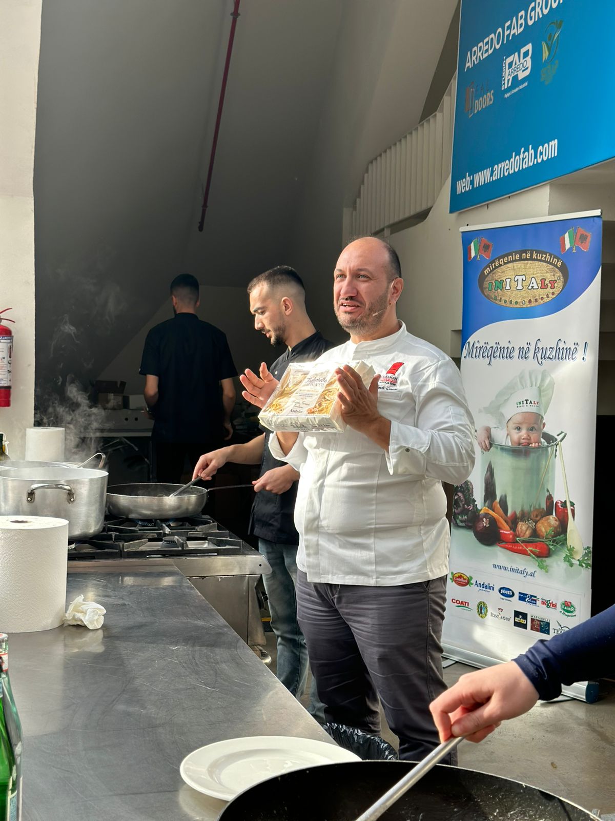 9e9816b4-243f-49a4-b241-10e68aa54559