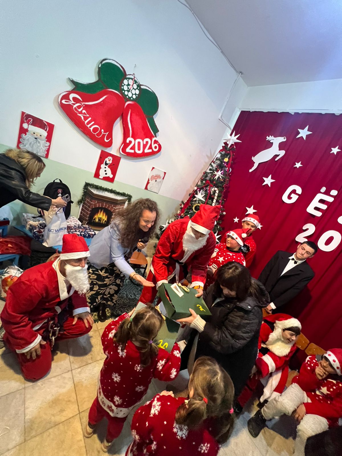 a5995eac-6f26-4639-b536-bc221f8d4fa1